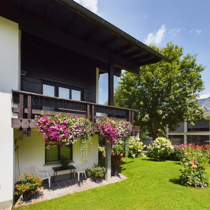 CAM02358G0-PR0030-STILL011