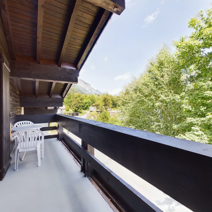 CAM02358G0-PR0030-STILL070